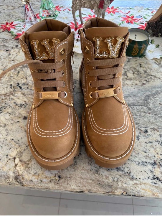 Louis Vuitton Shoes - Louis Vuitton Tan Lace-Up Pearl-Trim Combat Boots